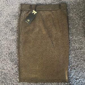 NWT Iris Black and Gold Metallic Skirt